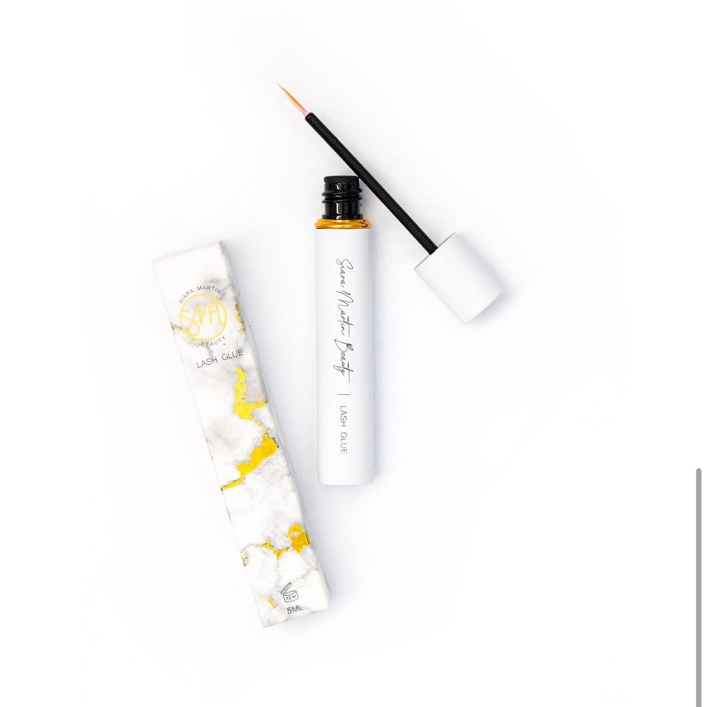 ✨NEW✨ SMB Lash Glue